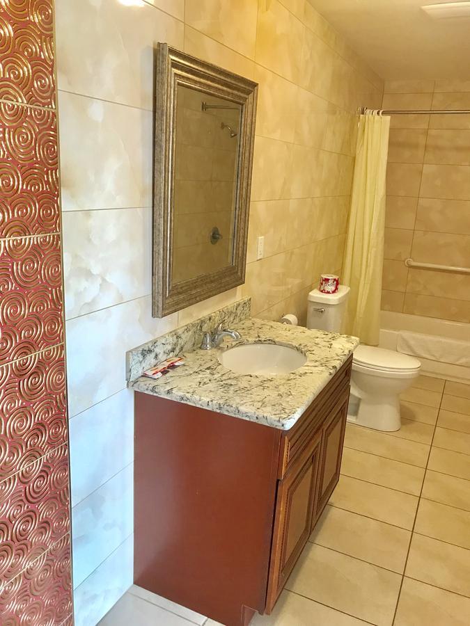 Norwalk Inn & Suites Kültér fotó