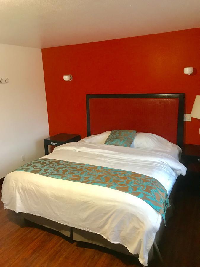 Norwalk Inn & Suites Kültér fotó